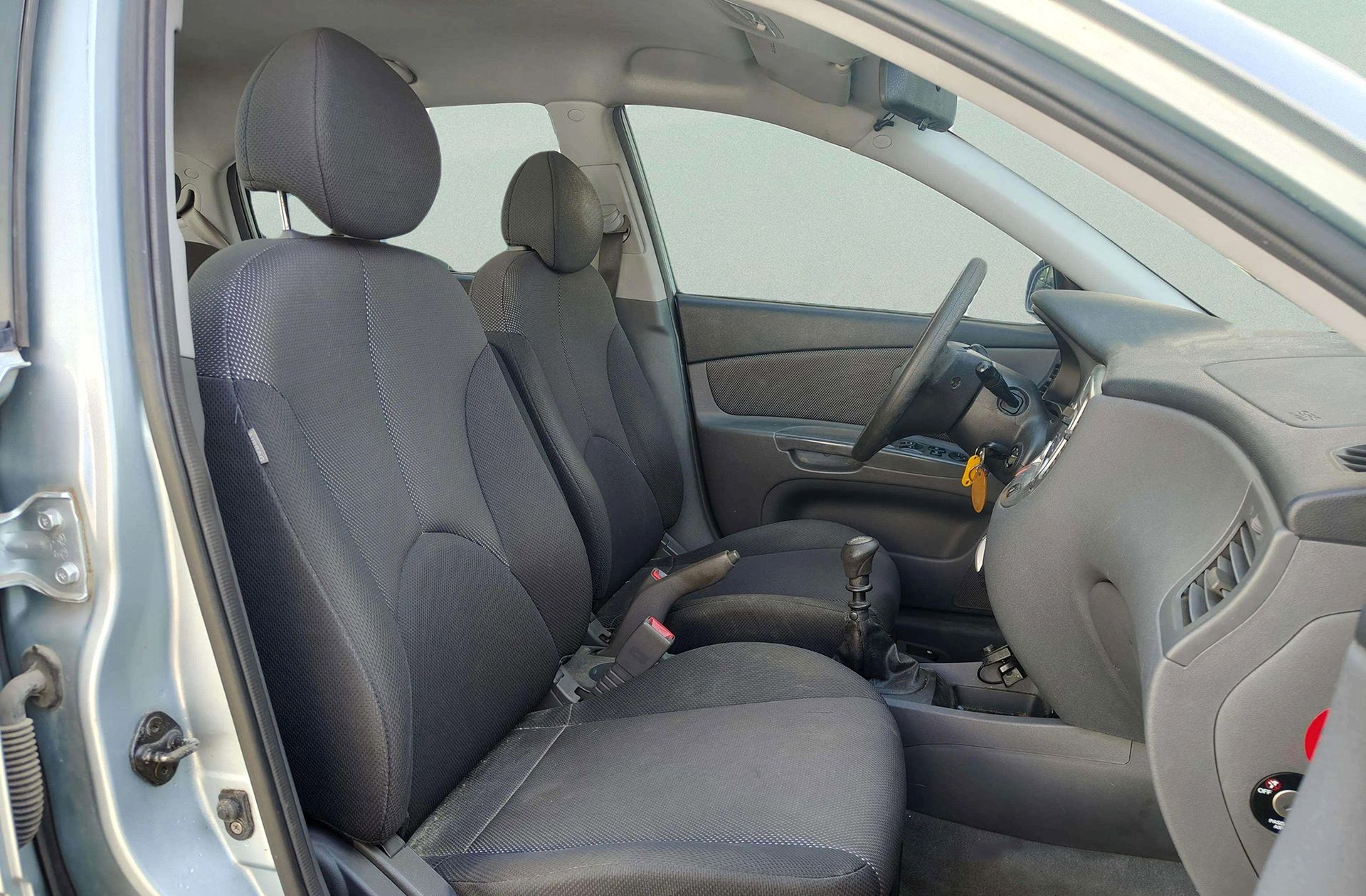 Kia Rio 1.4 Dohc EXI - foto 14