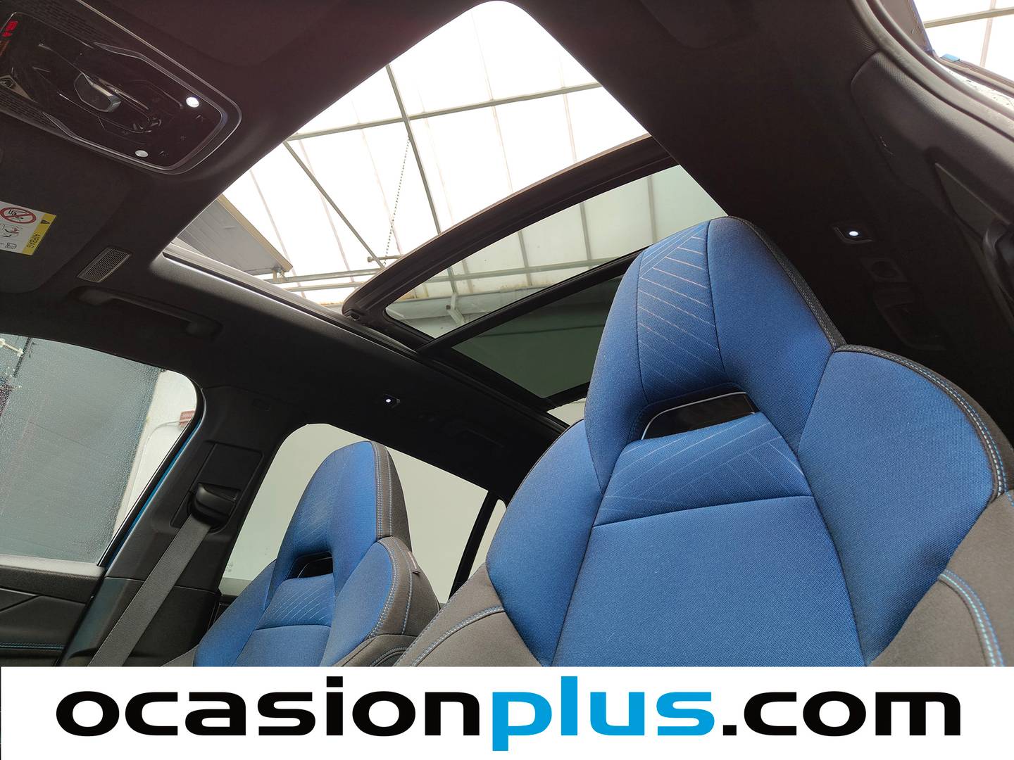 Extras y acabados del Lynk & Co 01 Lynk & Co 01 1.5 PHEV (261 CV)