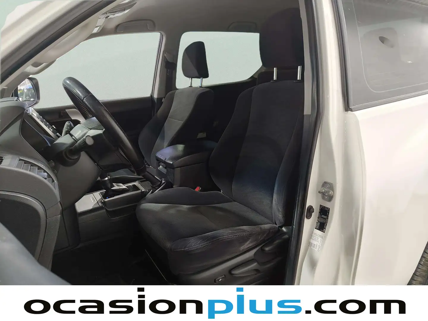 Foto Toyota Land Cruiser Toyota Land Cruiser 2.8 D-4D VXL Auto (204 CV)