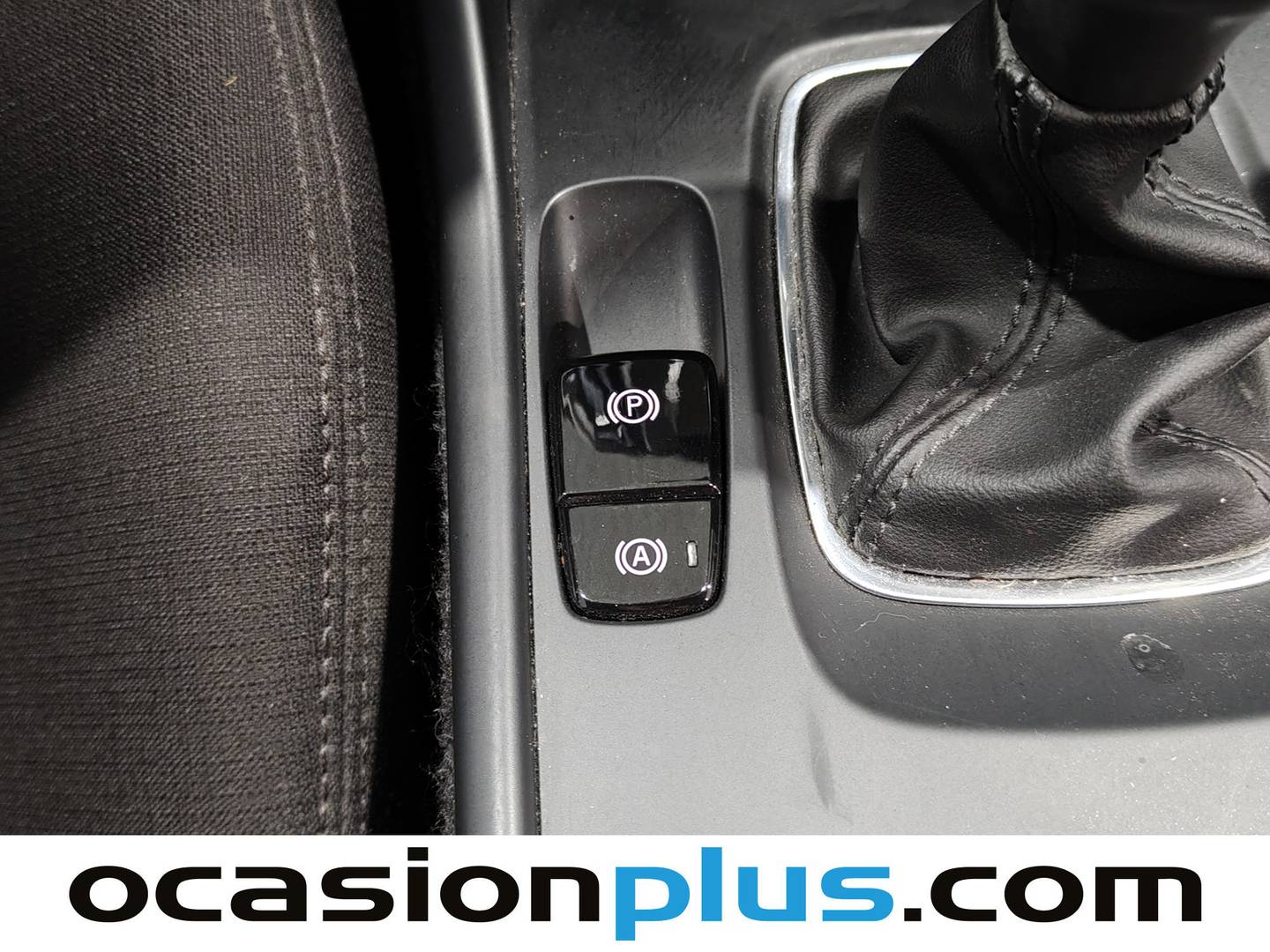 Foto Volvo XC40 Volvo XC40 T2 Momentum Core (129 CV)