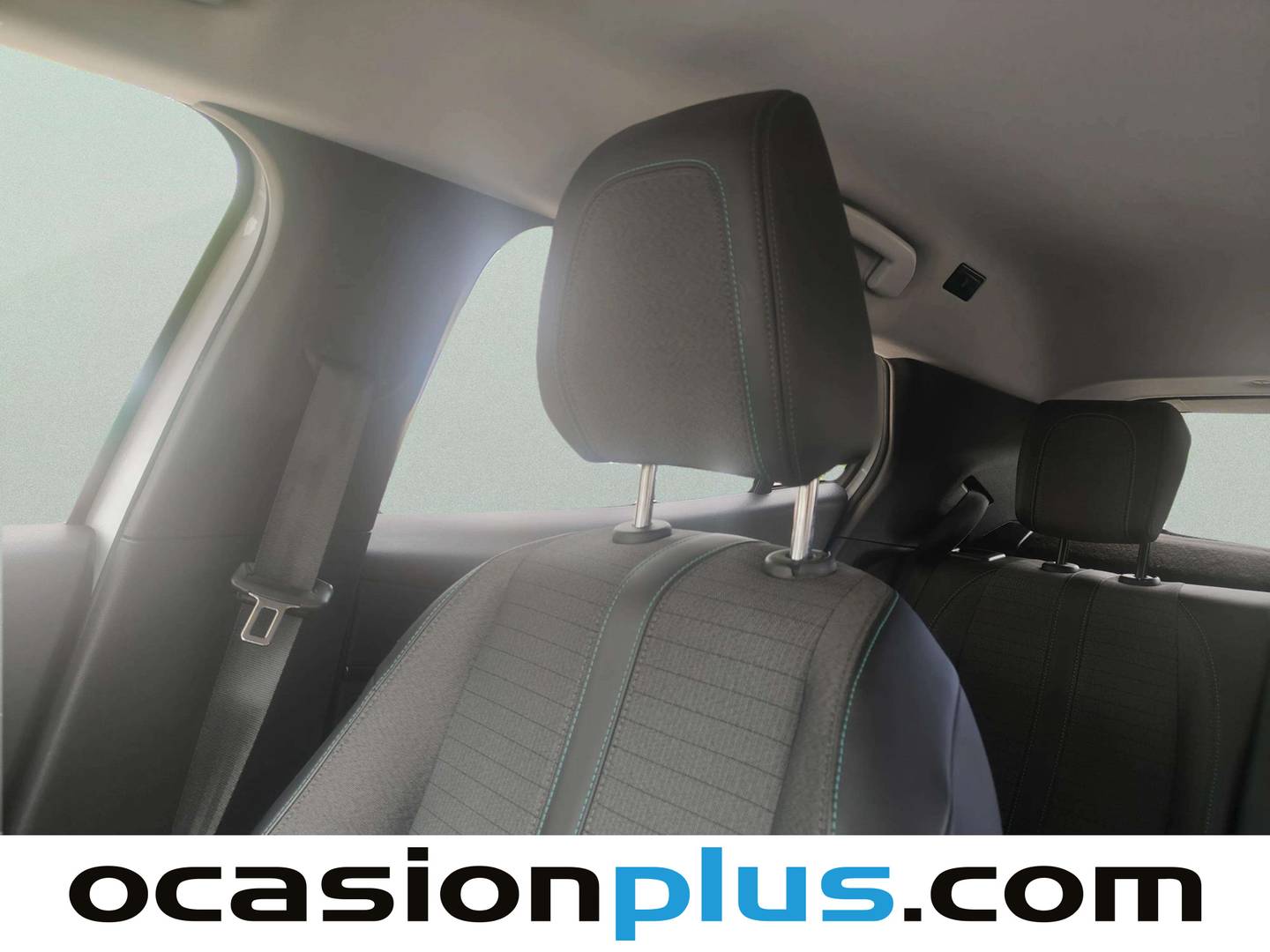 Extras y acabados del Peugeot 2008 Peugeot 2008 BlueHDi 130 S&S Allure Pack EAT8 (130 CV)