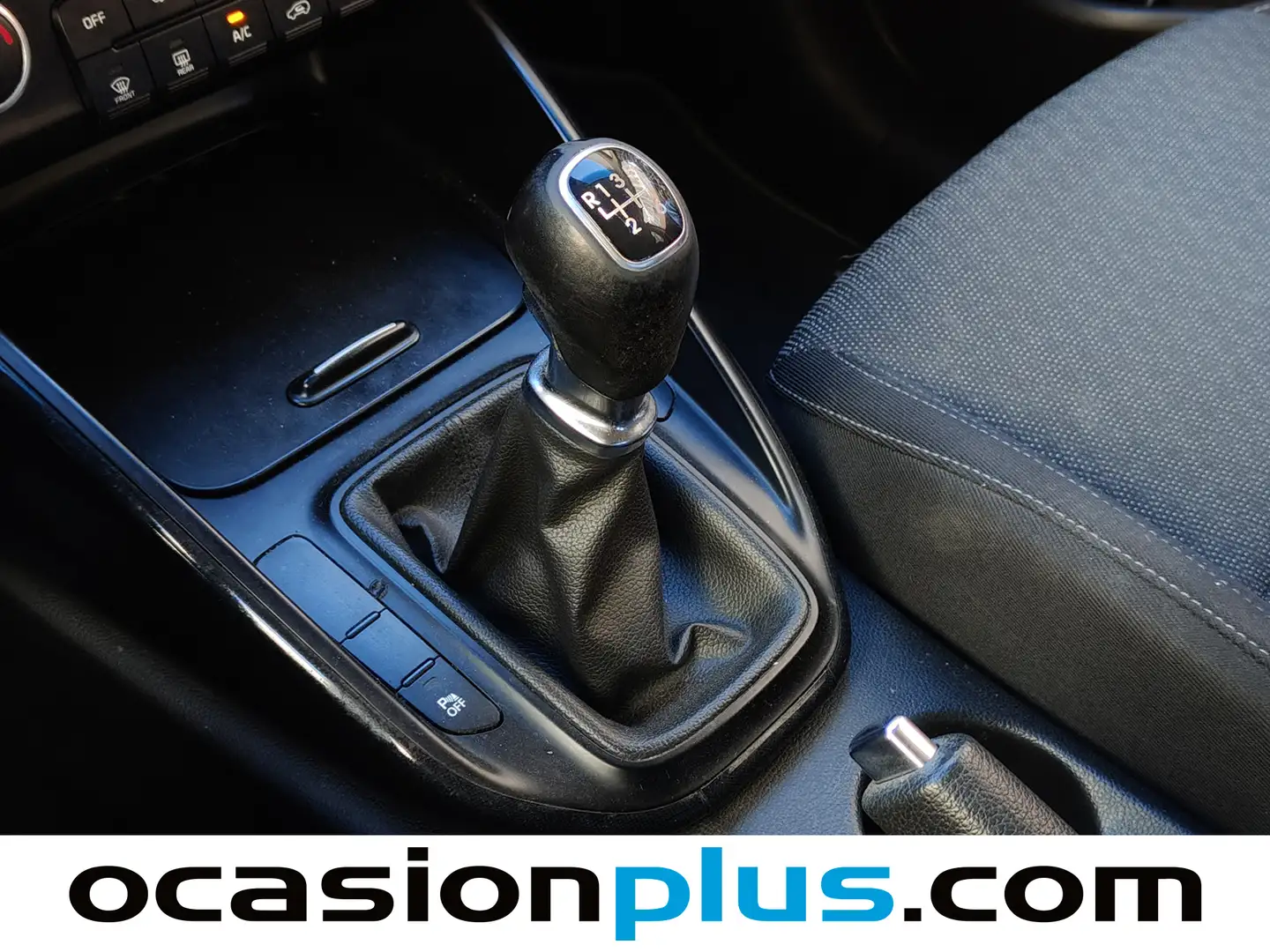 Foto KIA Carens Kia Carens 1.6 GDi Drive (135 CV)