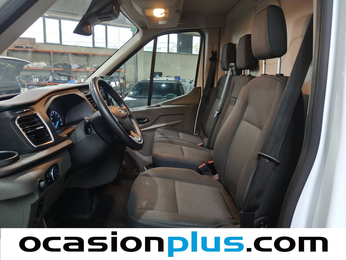 Foto asientos delanteros Ford Transit FORD Transit 350 L3 68kWh Trend RWD (184CV)BEV