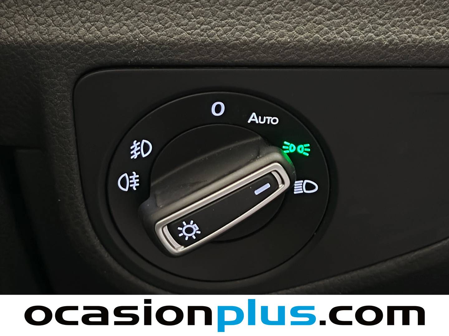 Acabados Volkswagen Golf Sportsvan Volkswagen Golf Sportsvan 1.6 TDI Sport BMT DSG (110 CV)
