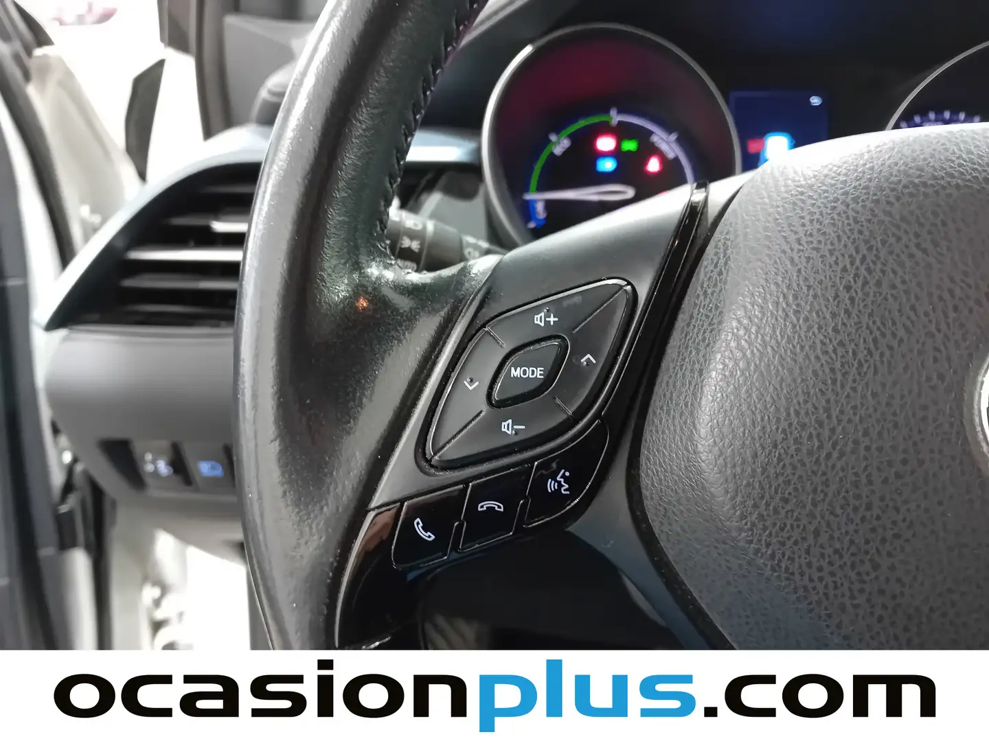 Foto Toyota C-HR Toyota C-HR 1.8 125H Advance (122 CV)