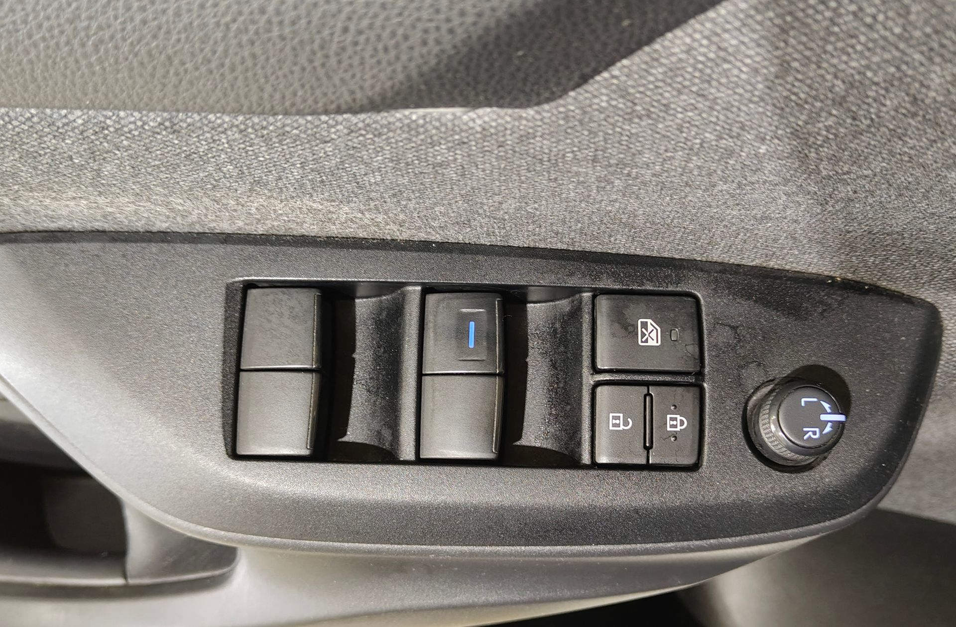 Toyota Yaris 1.5 S-Edition - foto 27