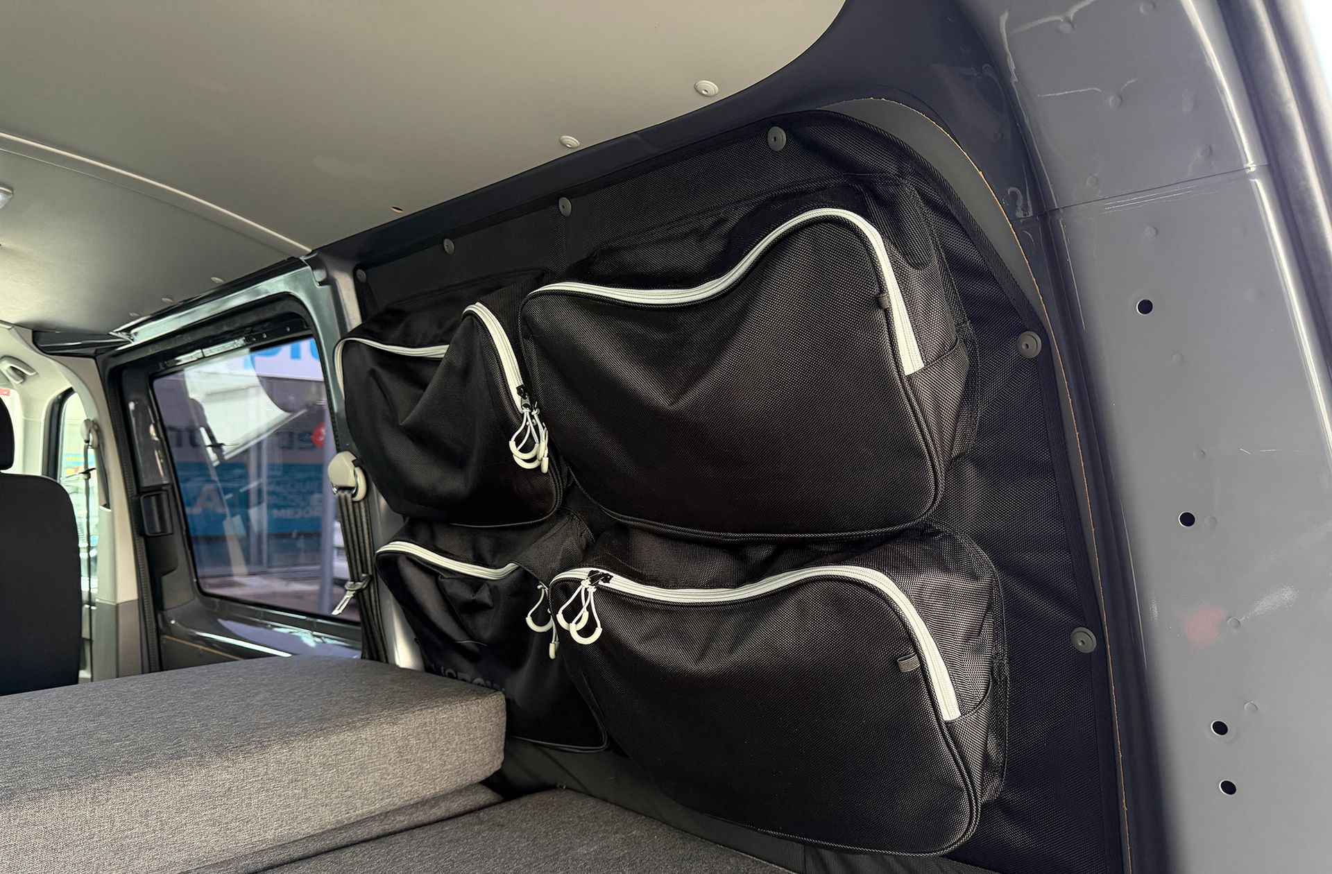 Volkswagen Transporter Mixto Batalla Corta TN 2.0 TDI BMT - foto 13