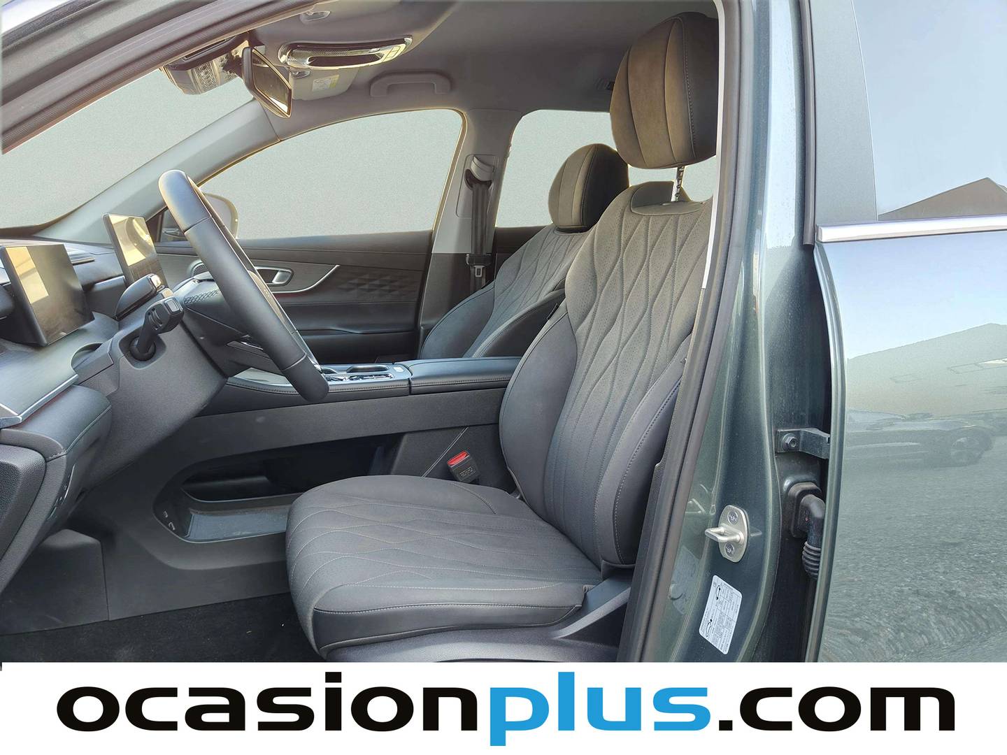 Foto asientos delanteros EBRO S800 EBRO S800 1.6 TGDI Premium DCT (147 CV) 7 Plazas