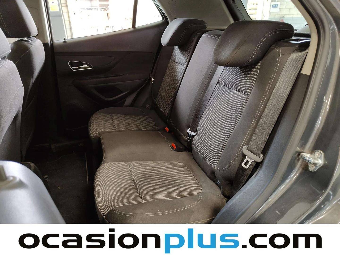 Foto asientos traseros Opel Mokka Opel Mokka 1.6 CDTi S&S Selective 4x2 (136 CV)