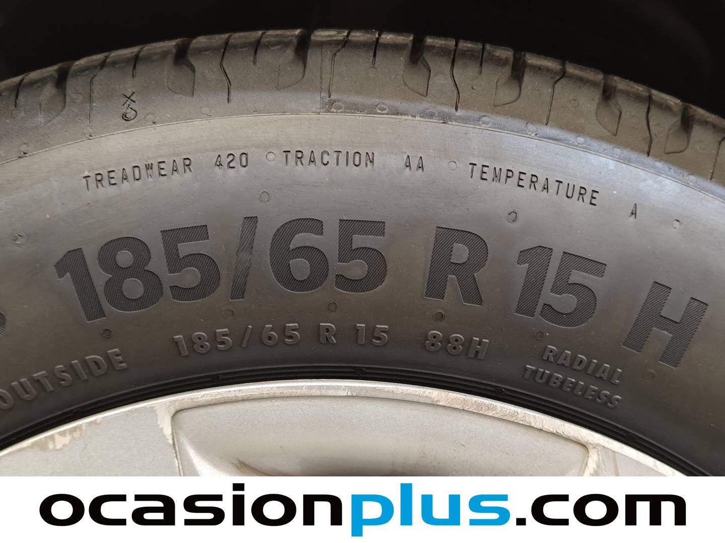 Hyundai i20 Hyundai i20 1.2 MPI Essence LE (75 CV) al mejor precio
