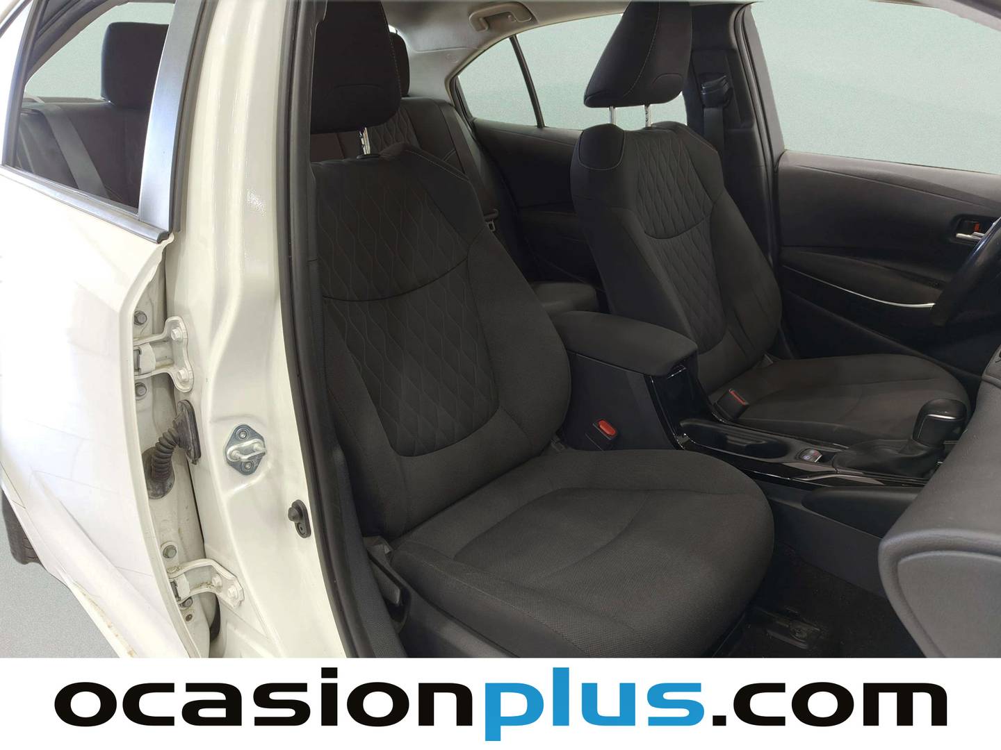 Toyota Corolla Toyota Corolla 1.8 125 Híbrido Active Tech E-CVT Sedán (122 CV) al mejor precio