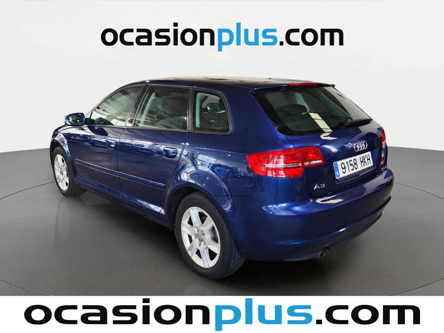 Foto trasera Audi A3 Audi A3 Sportback A3 Sportback Attraction 1.6 TDI (105 CV) izquierda