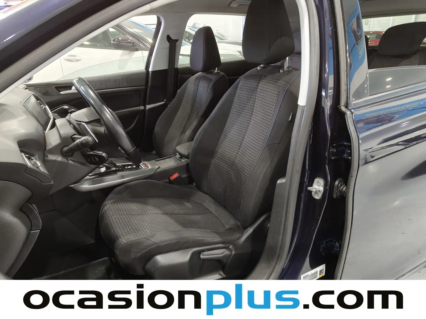 Foto Peugeot 308 Peugeot 308 PureTech 130 S&S Style Auto (130 CV)