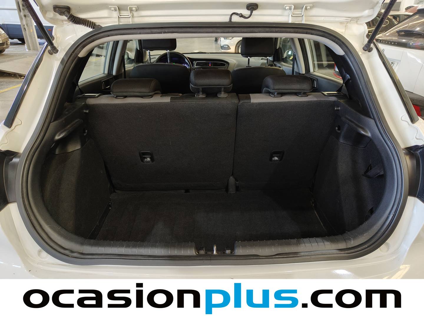 Hyundai i20 Hyundai i20 1.2 MPI Essence LE (75 CV) al mejor precio