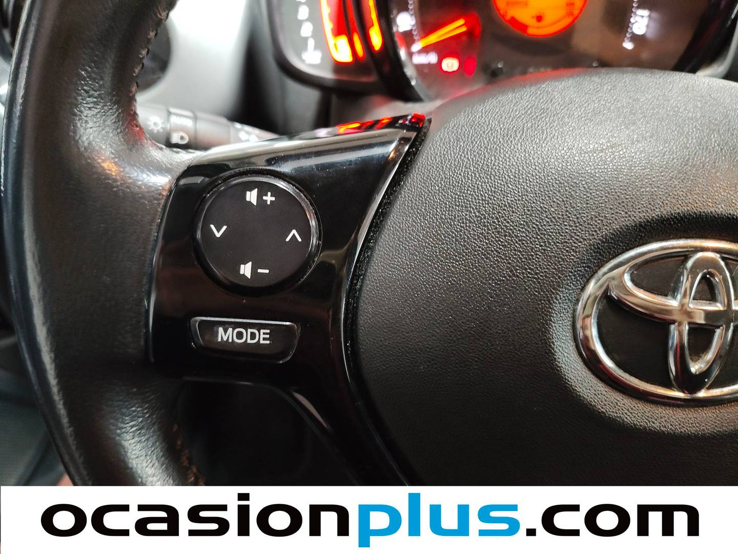 Toyota Aygo Toyota Aygo 1.0 VVT-i x-wave (72 CV) de segunda mano