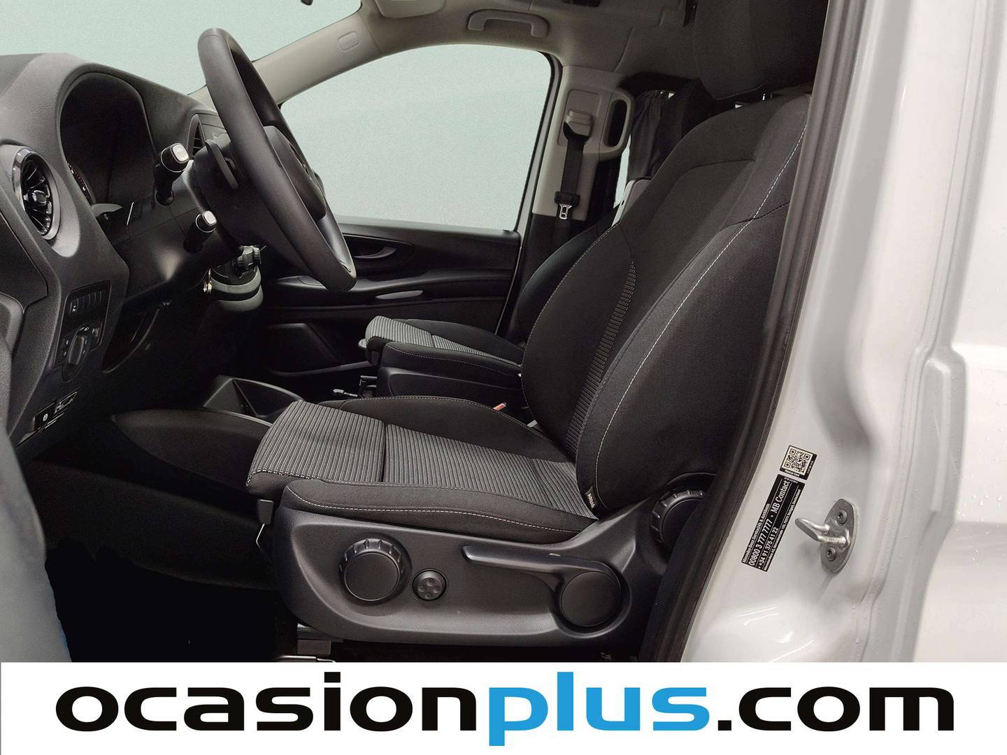 Foto asientos delanteros Mercedes Vito Mercedes Vito 200 d Marco Polo Activity Largo (136 CV) 7 Plazas