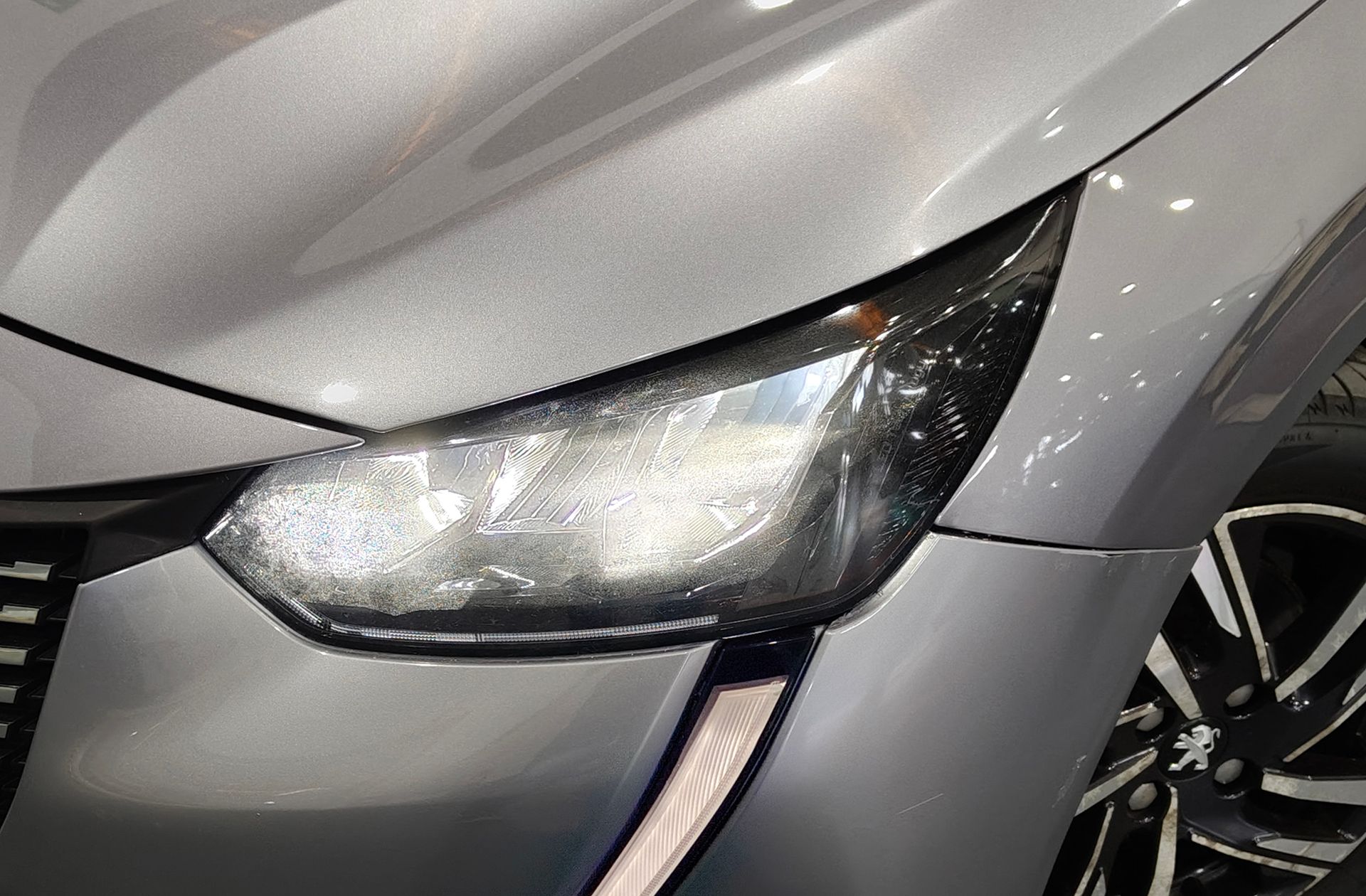 Peugeot 208 PureTech 100 Allure - foto 14