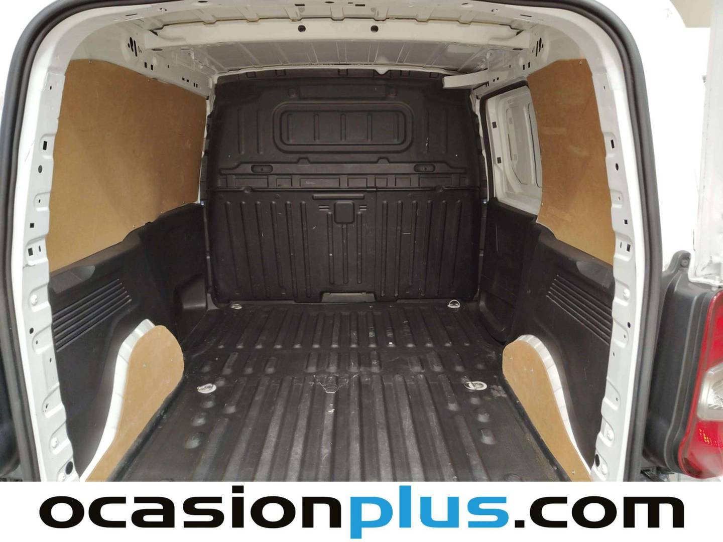 Foto asientos traseros Peugeot Partner Peugeot Partner Furgon BlueHDi 100 Pro Standard 600kg (98 CV)