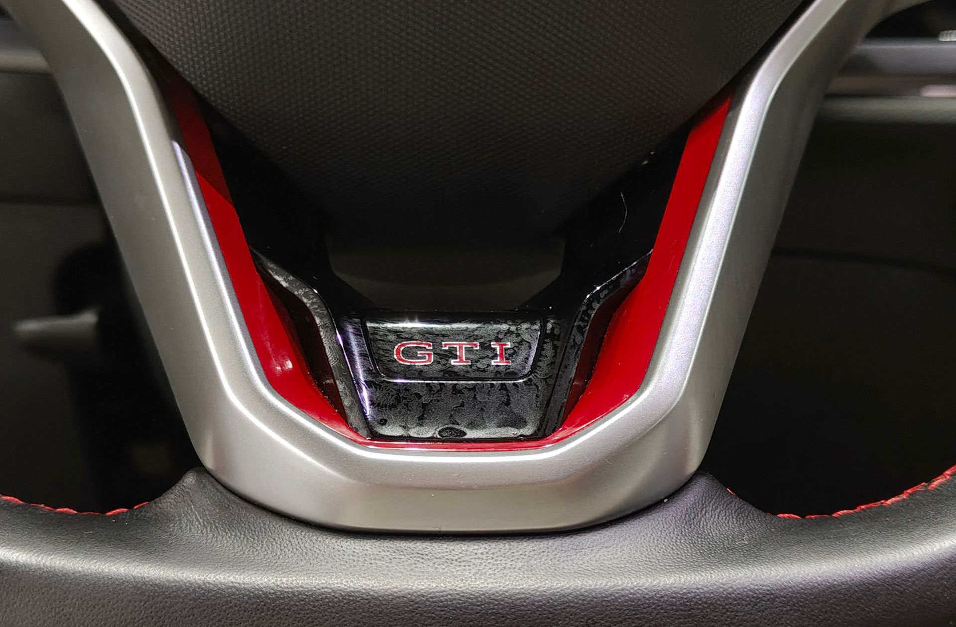 Volkswagen Polo GTI 2.0 TSI DSG - foto 31