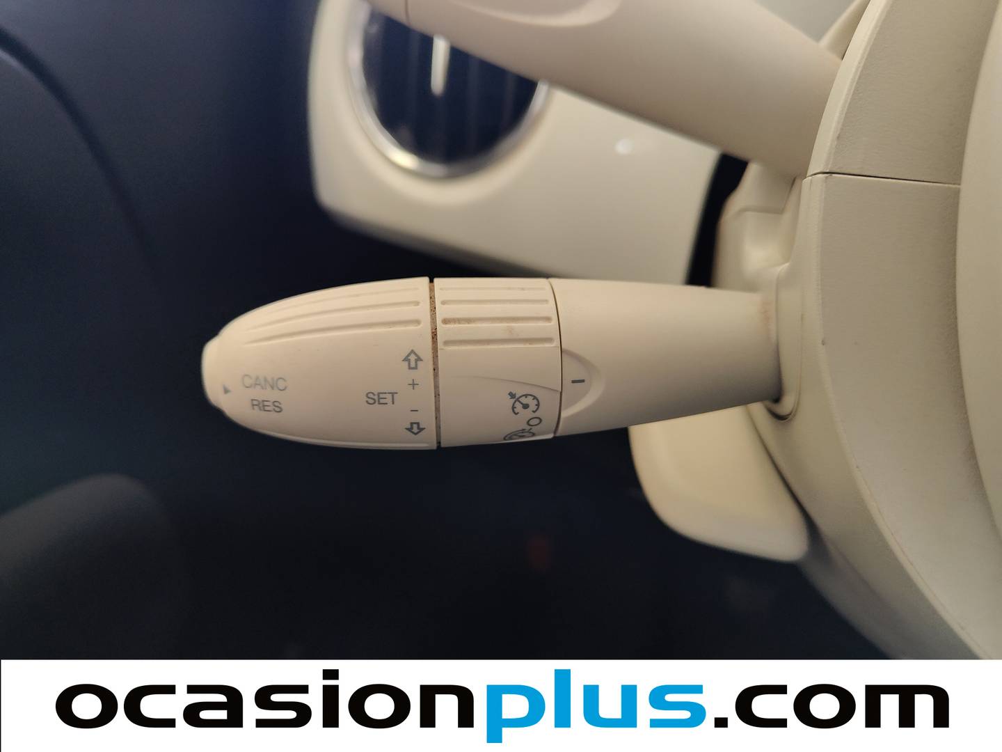 Equipamiento del Fiat 500 Fiat 500 1.0 Hybrid Dolcevita (70 CV)