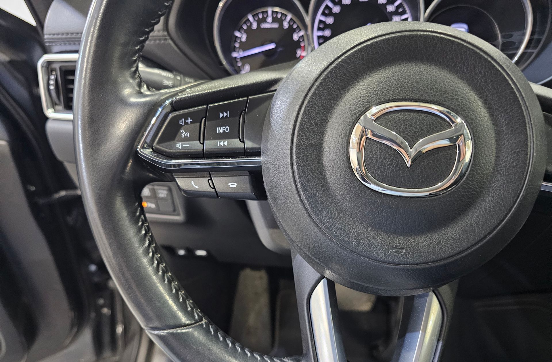 Mazda CX-5 2.0 G Zenith 2WD - foto 24