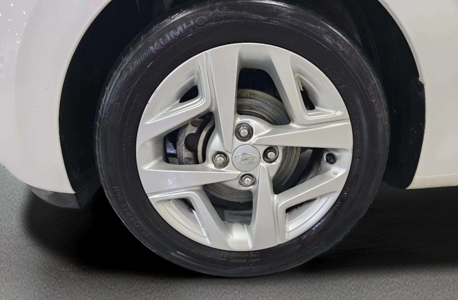 Hyundai i10 1.0 Klass - foto 33