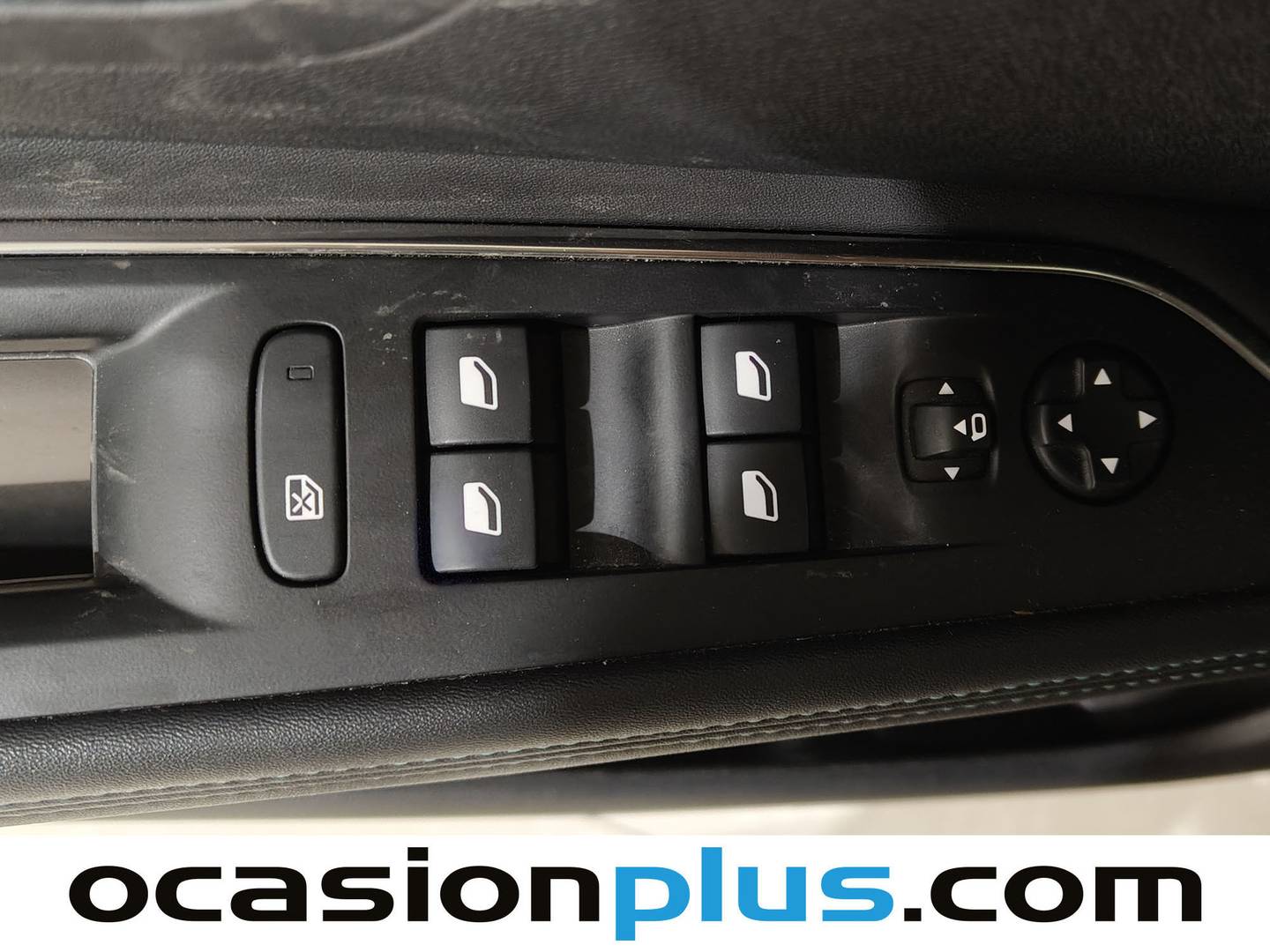 Foto Peugeot 3008 Hybrid Peugeot 3008 Hybrid 300 Allure Pack e-EAT8 (300 CV)