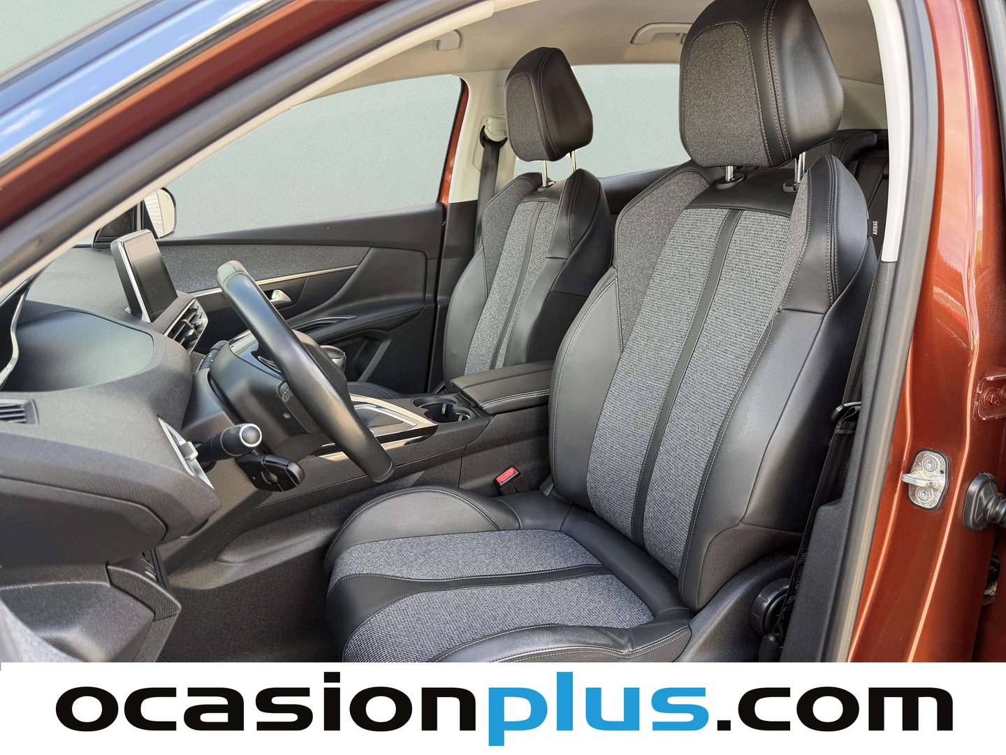 Foto asientos delanteros Peugeot 3008 Peugeot 3008 PureTech 130 S&S Allure (130 CV)