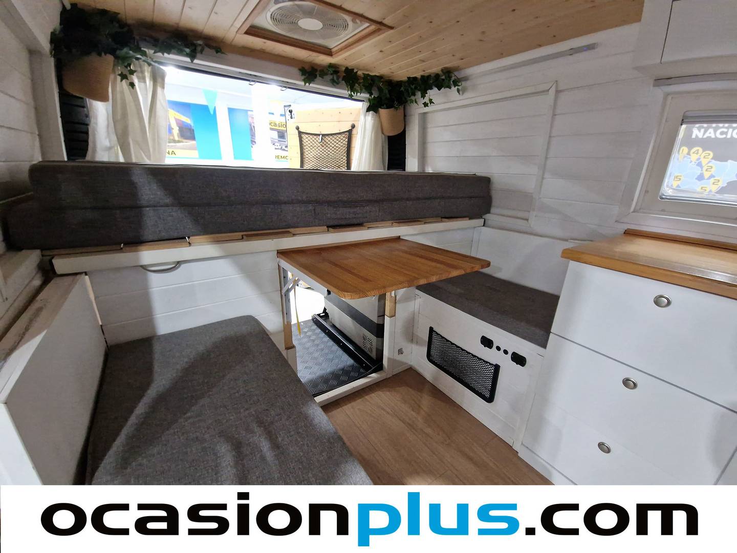 Foto Peugeot Boxer Peugeot Boxer Furgon BlueHDi 140 S&S Pack 330 L1 H1 (140 CV)