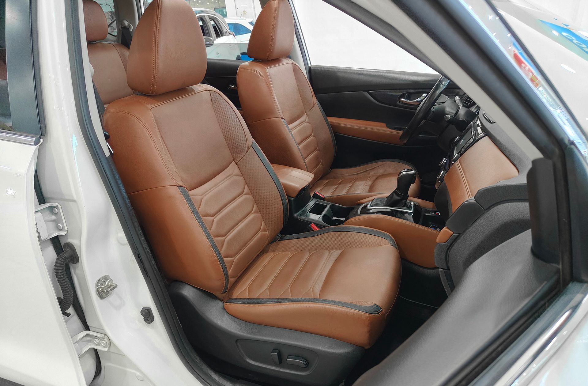 Nissan X-Trail dCi 150 Tekna 4x2 CVT 7 plazas - foto 22