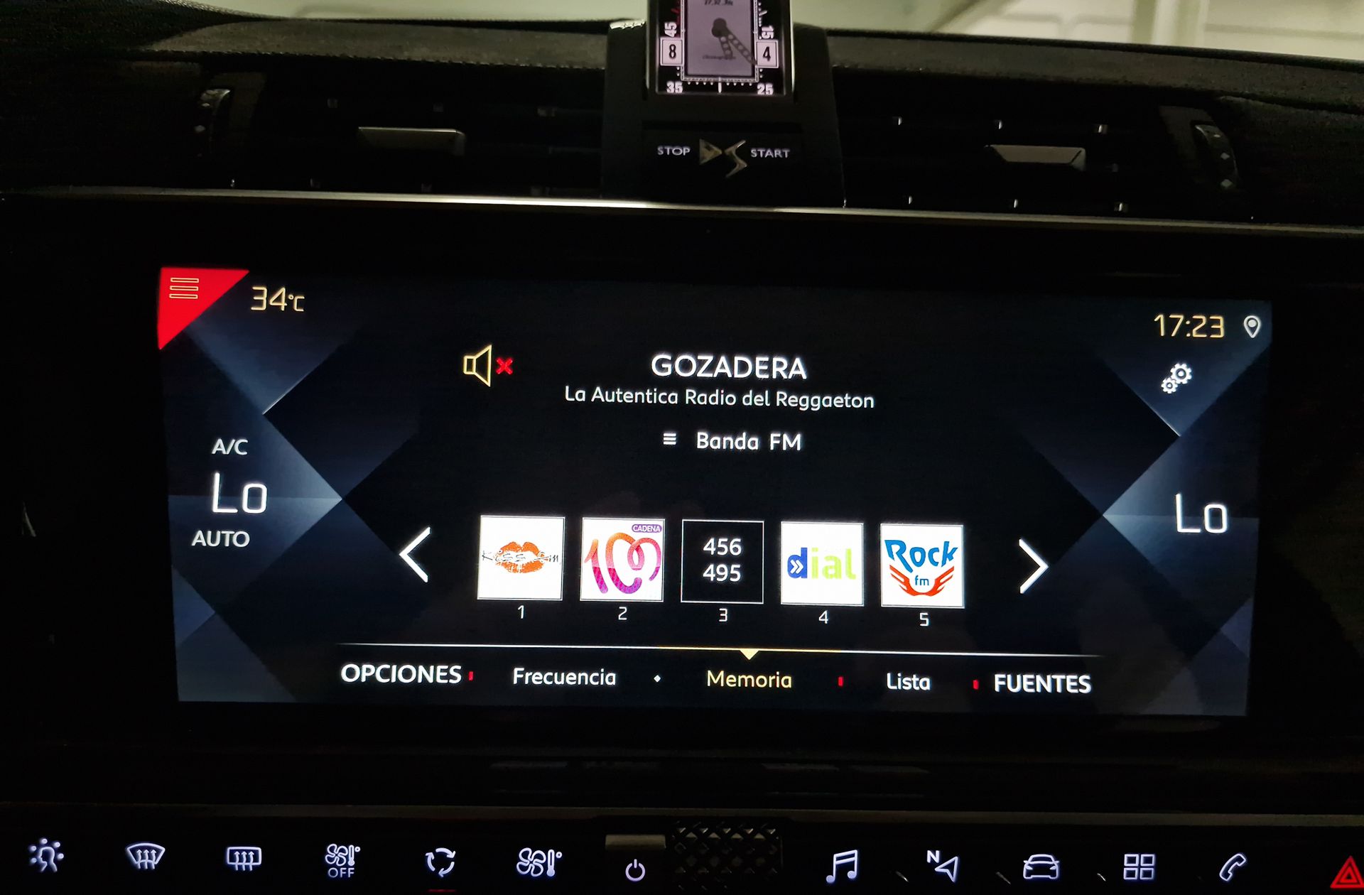 DS 7 Crossback PureTech 180 Performance Line - foto 36