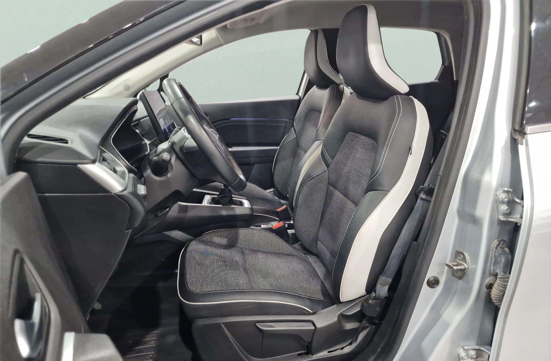Renault Captur Techno TCe - foto 11