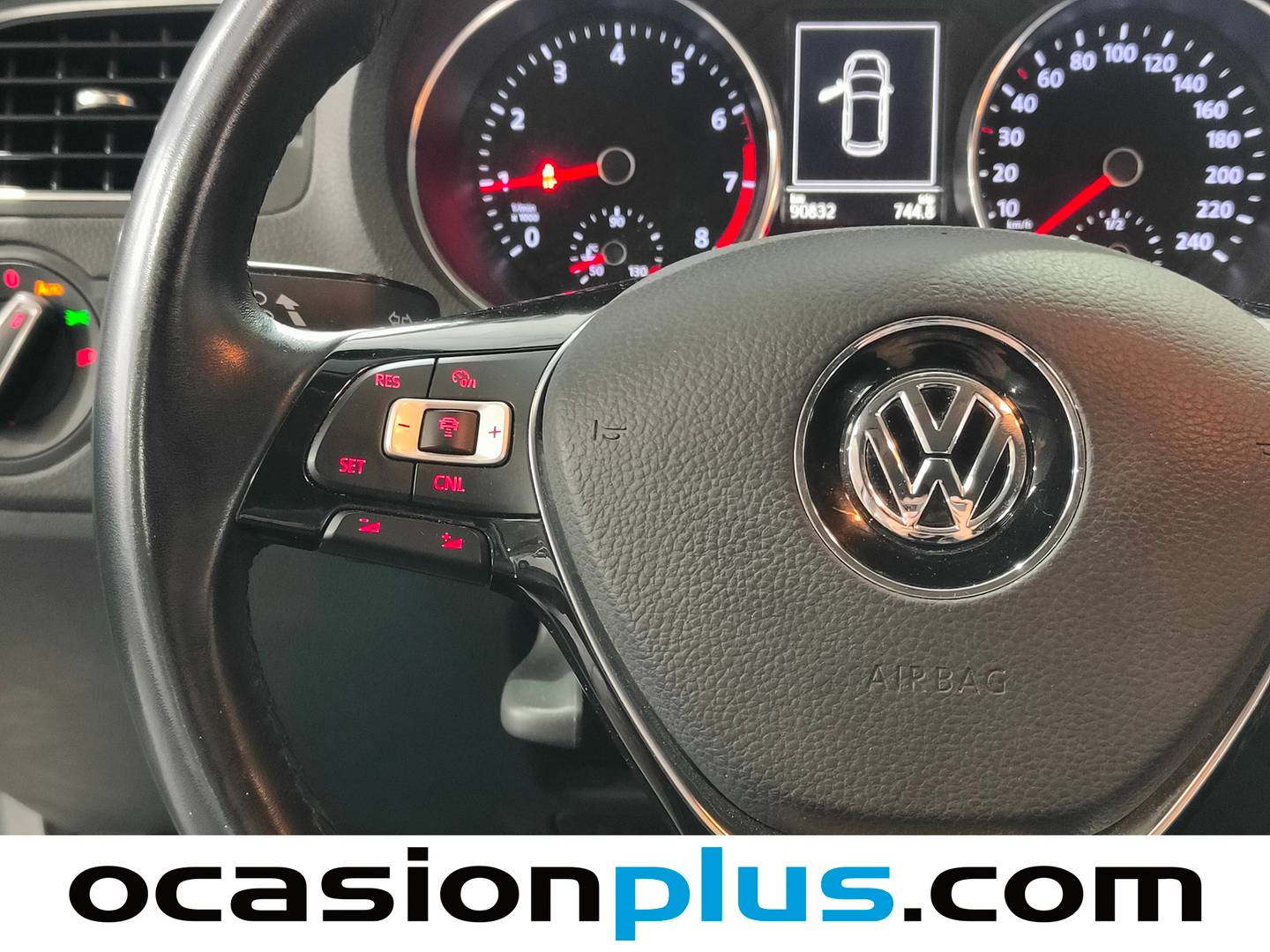 Foto Volkswagen Polo Volkswagen Polo Sport 1.2 TSI BMT (90 CV)