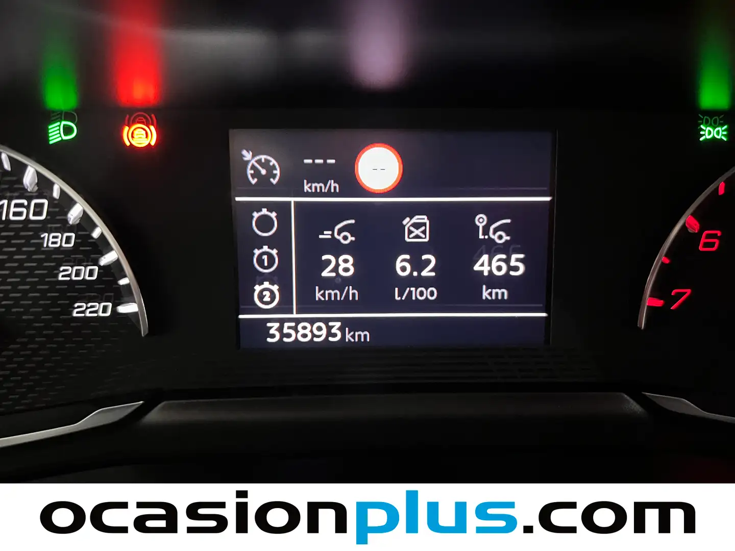 Foto Peugeot 2008 Peugeot 2008 BlueHDi 110 Allure (110 CV)