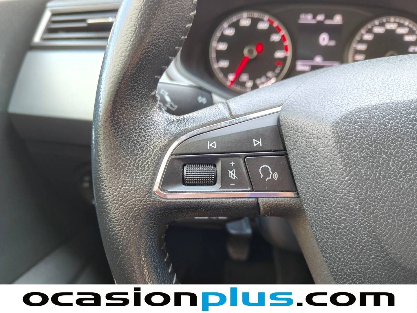 Seat Arona Seat Arona 1.0 TSI Style Go2 (110 CV) seminuevo