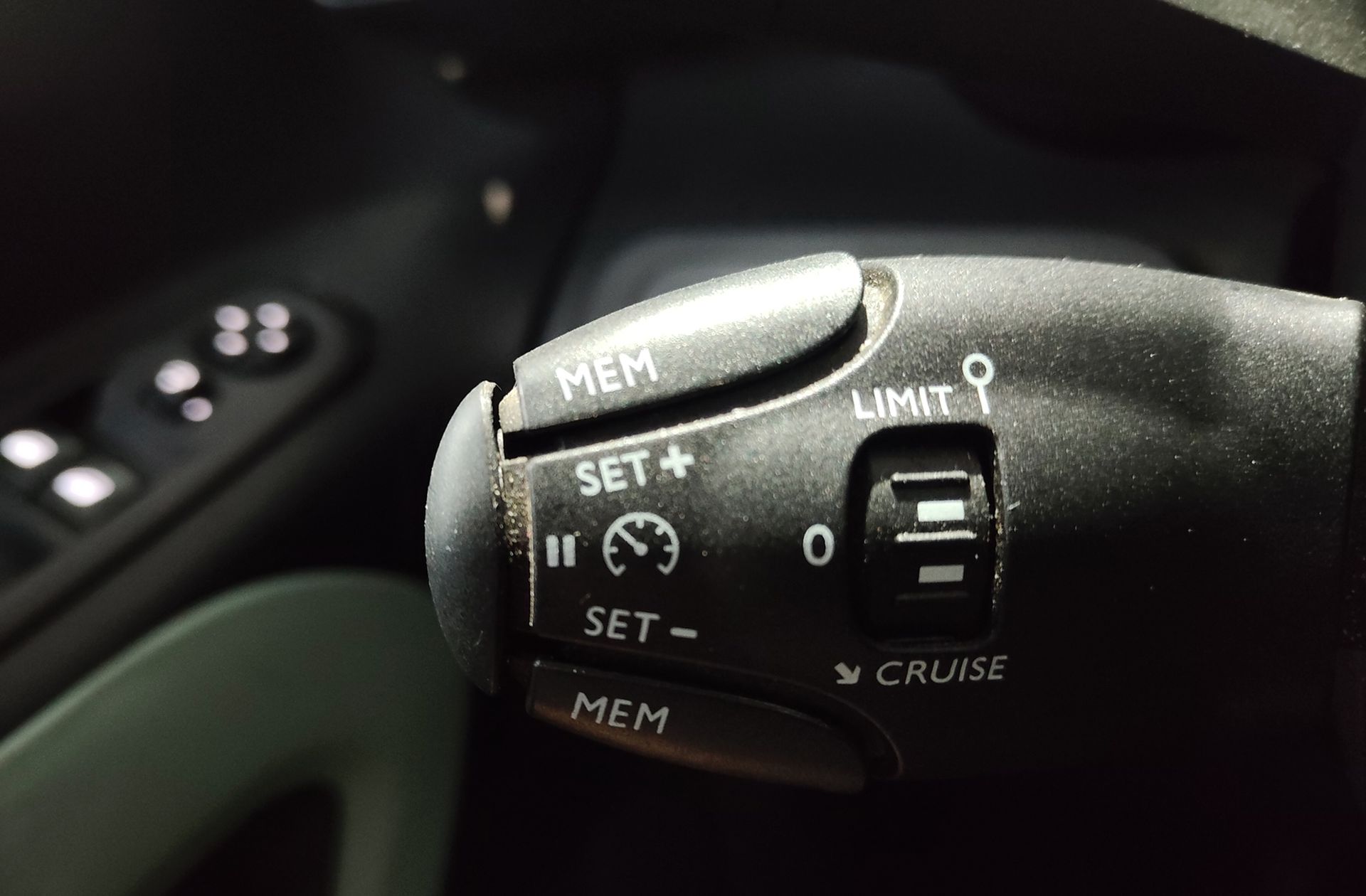 Citroën Berlingo BlueHDi 100 Talla M Shine - foto 26