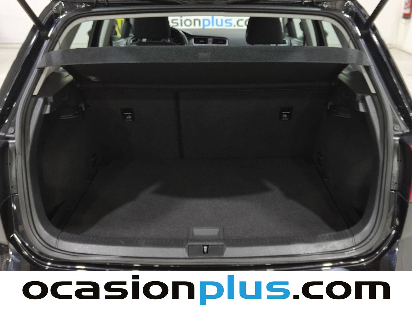 Foto Volkswagen Golf Volkswagen Golf Business 1.6 TDI BMT (110 CV) DSG