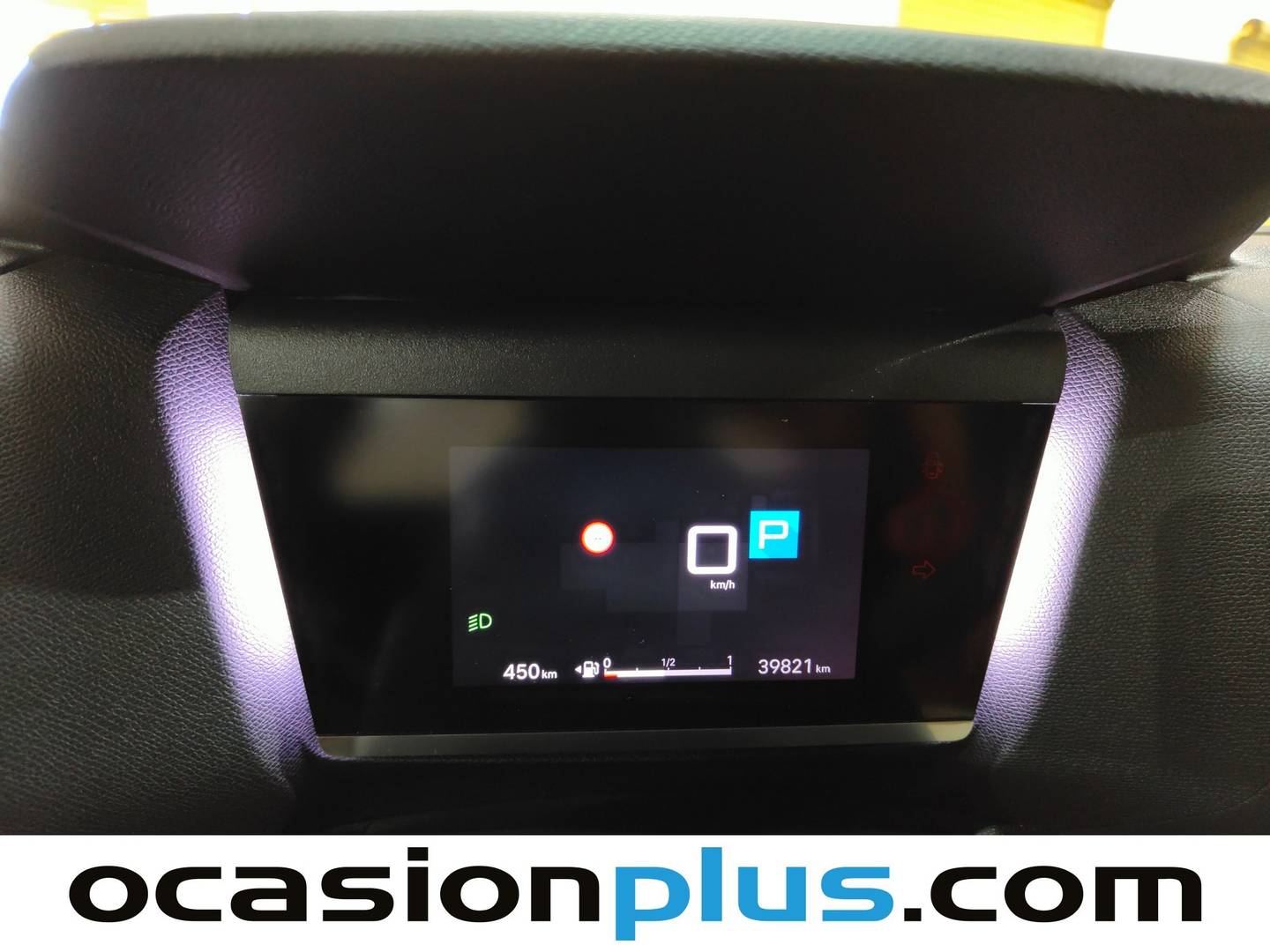 Foto Citroën C4 X Citroen C4 X PureTech 130 S&S Plus EAT8 (131 CV)