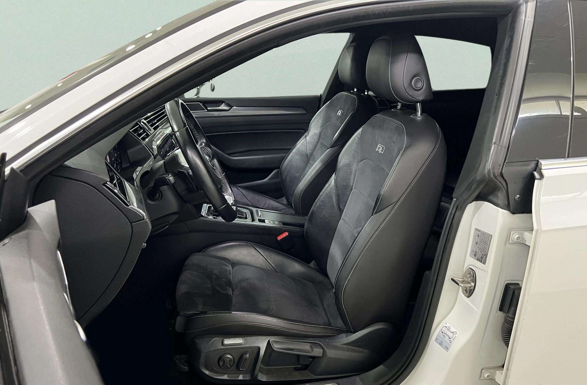 Volkswagen Arteon R-Line 2.0 TSI DSG - foto 14