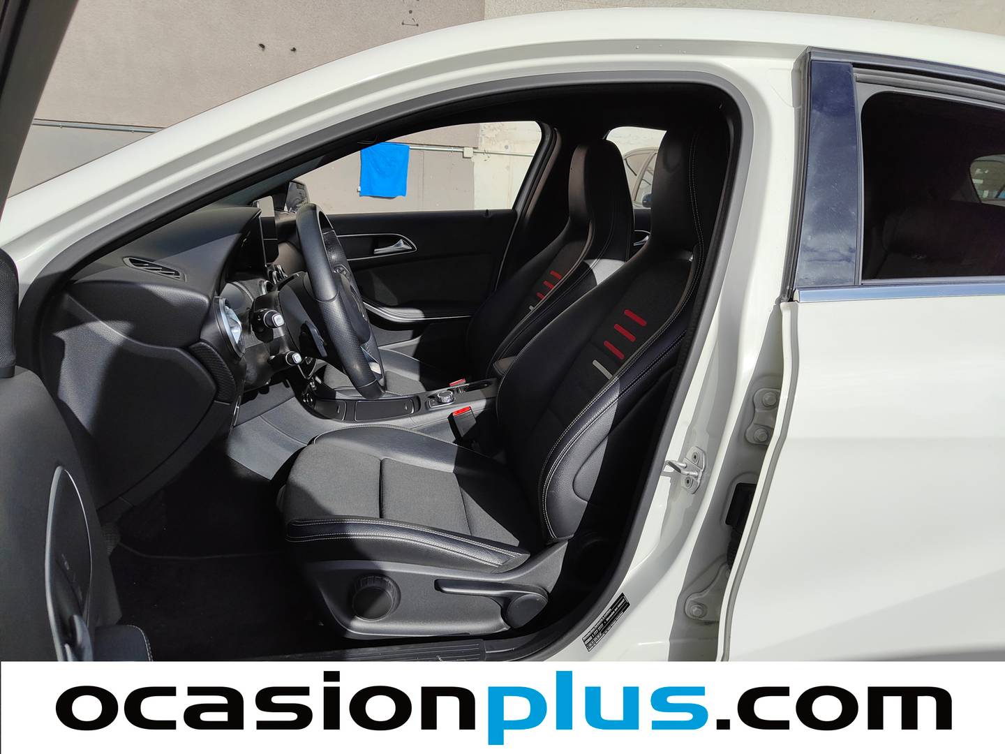 Foto Mercedes Clase A Mercedes-Benz Clase A 200 d  (136 CV) Pack AMG