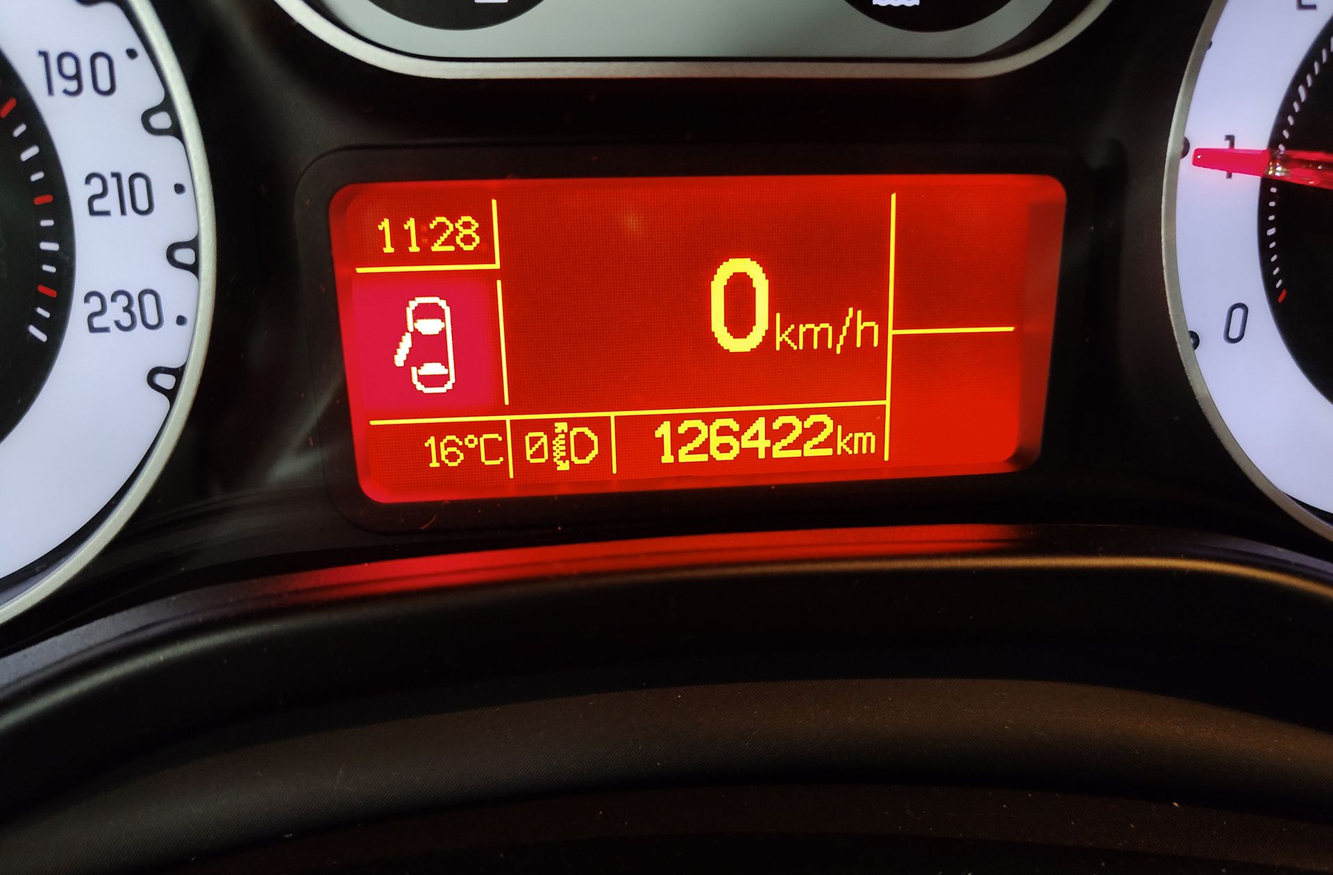 Fiat 500L 1.6 16v MultiJet II Living Lounge 7 plazas - foto 10