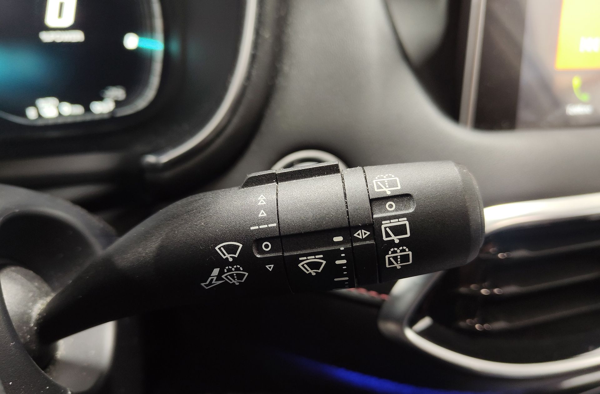 MG eHS 1.5 T-GDi PHEV Luxury - foto 29