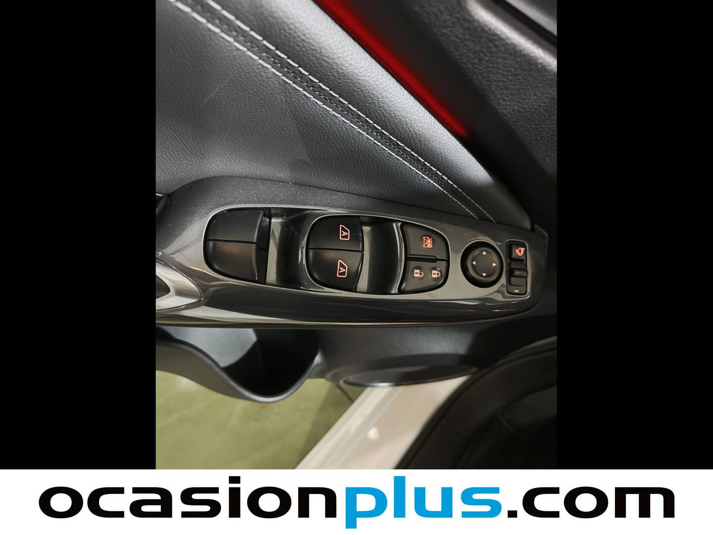 Nissan JUKE Nissan Juke DIG-T N-Connecta 4x2 DCT (117 CV) 117cv