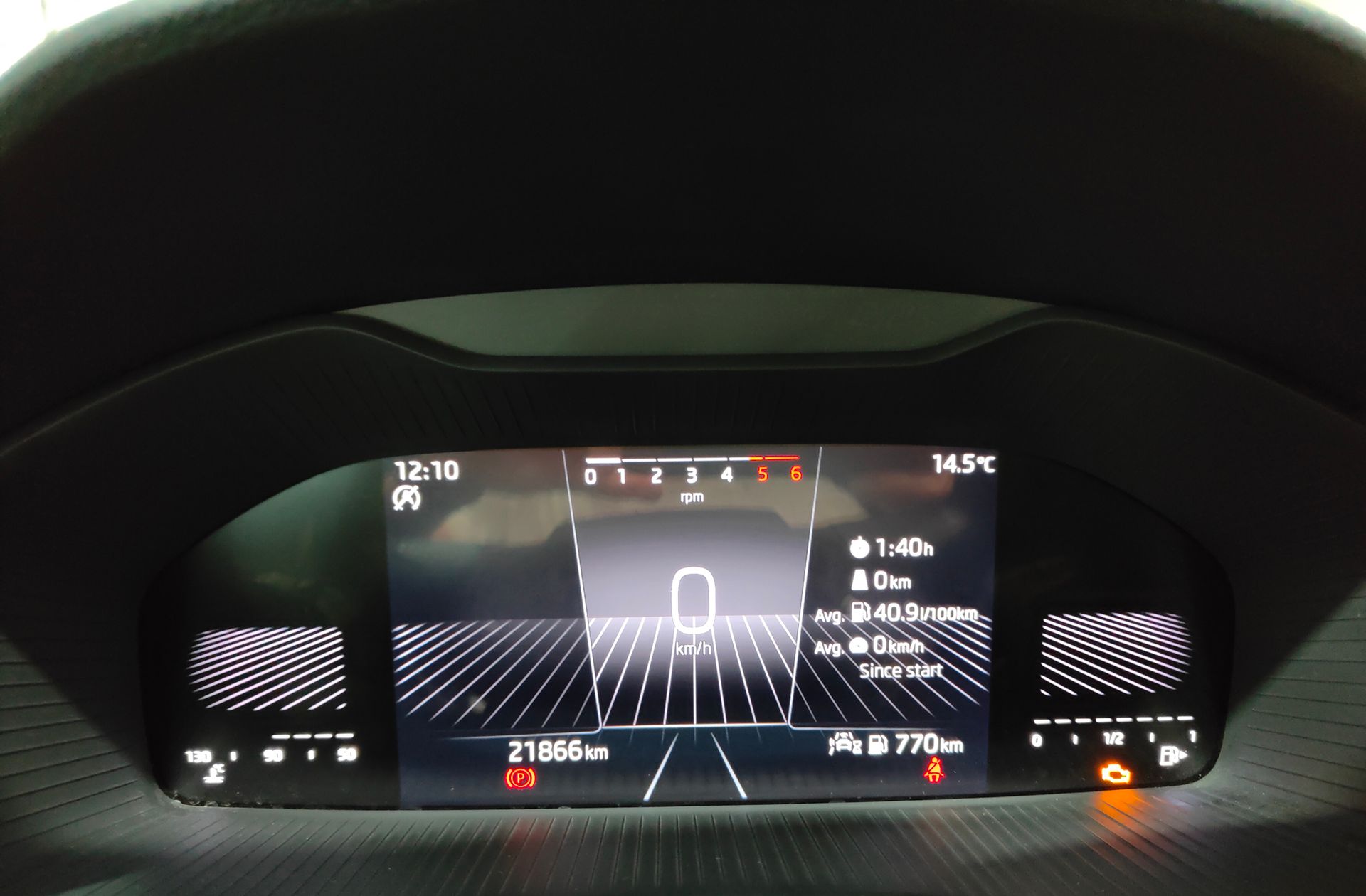 Škoda Karoq 2.0 TDI Selection - foto 21