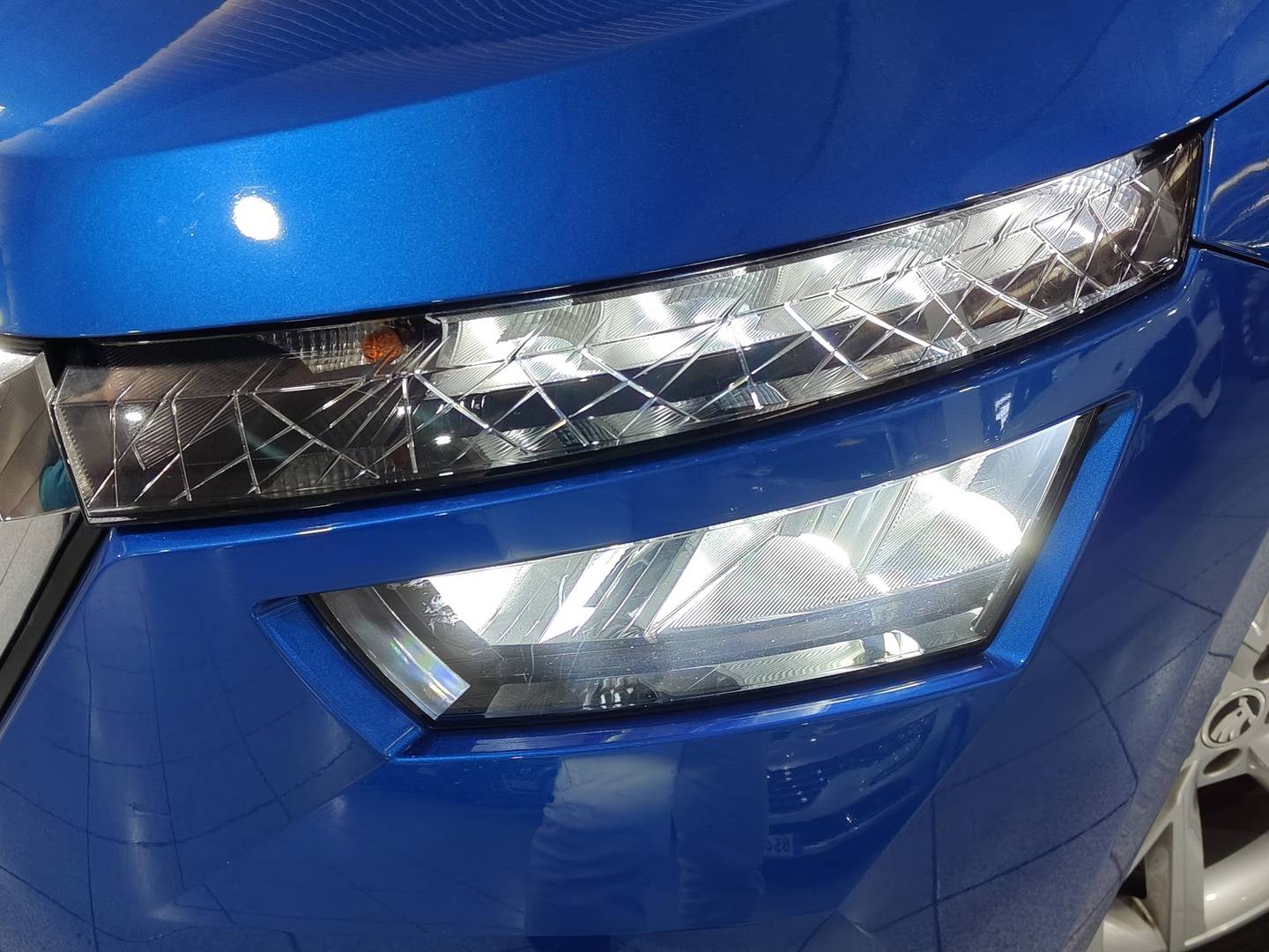 Foto Skoda Kamiq Skoda Kamiq 1.5 TSI 125 Aniversario (150 CV)