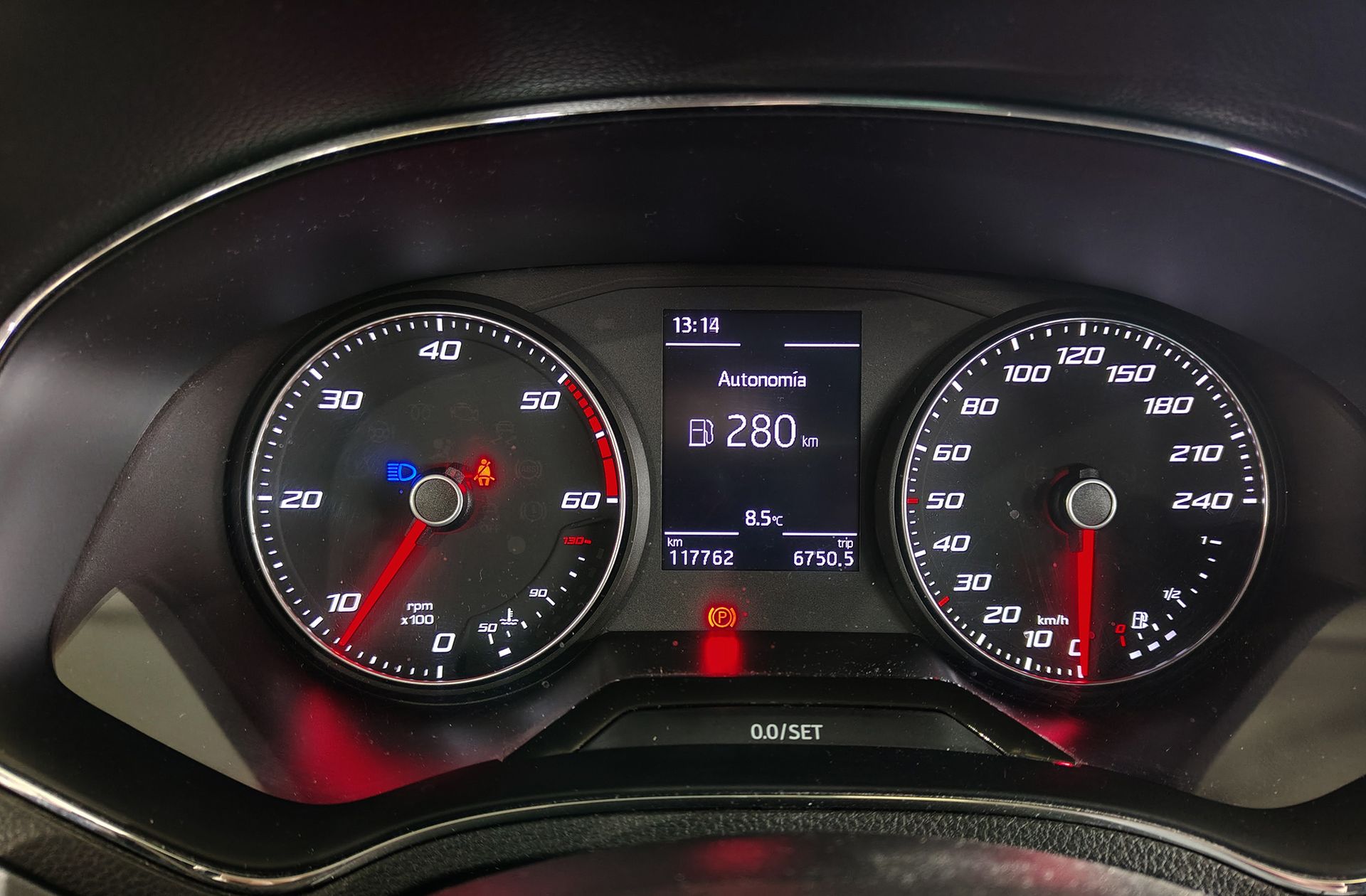 SEAT Arona 1.6 TDI Ecomotive Style - foto 23