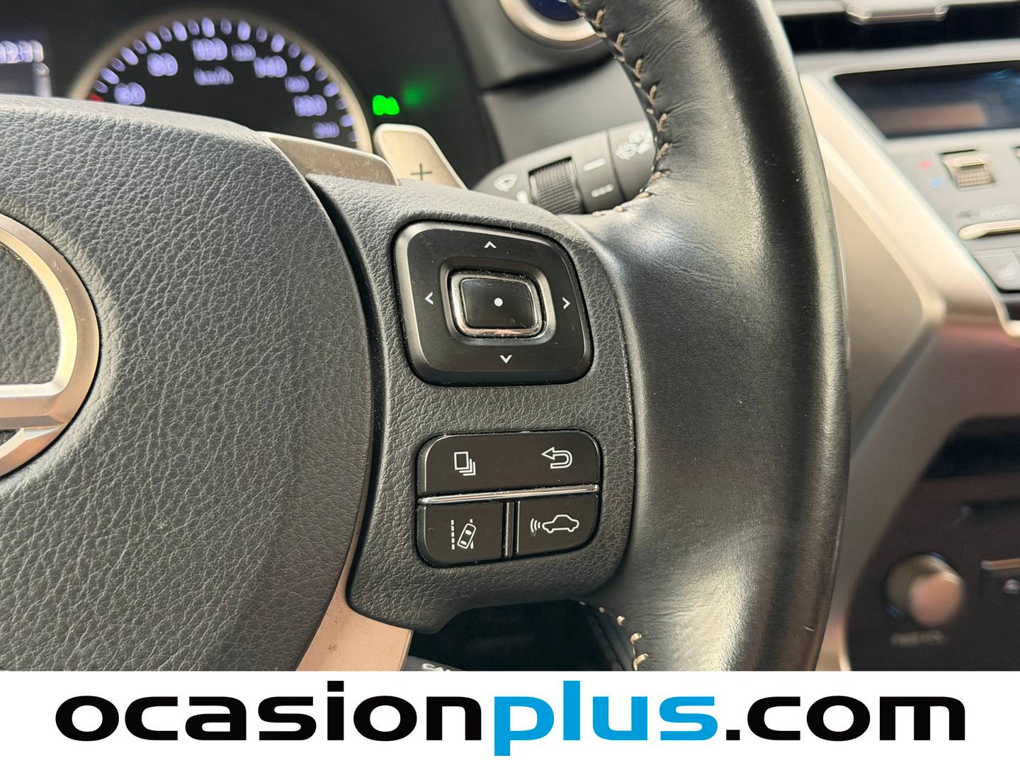 Lexus NX Lexus NX 300h Executive Navigation 4WD 145 kW (197 CV) seminuevo