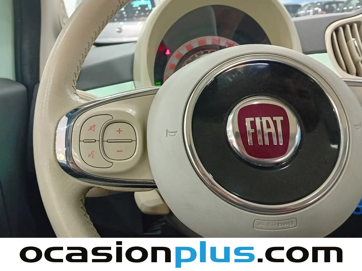 Foto Fiat 500 Fiat 500 1.2 8v Lounge (69 CV)