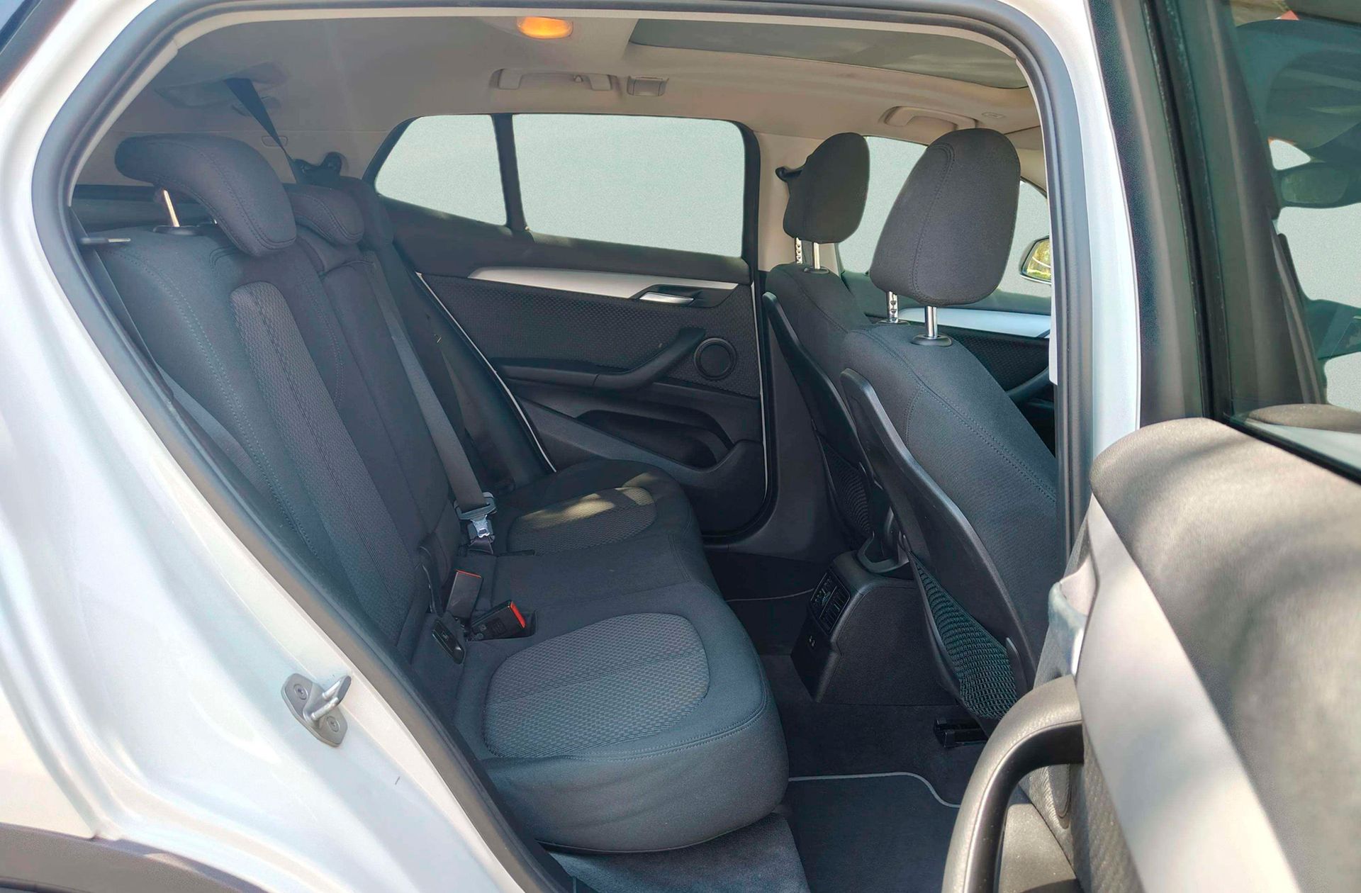 BMW X2 sDrive18i - foto 18