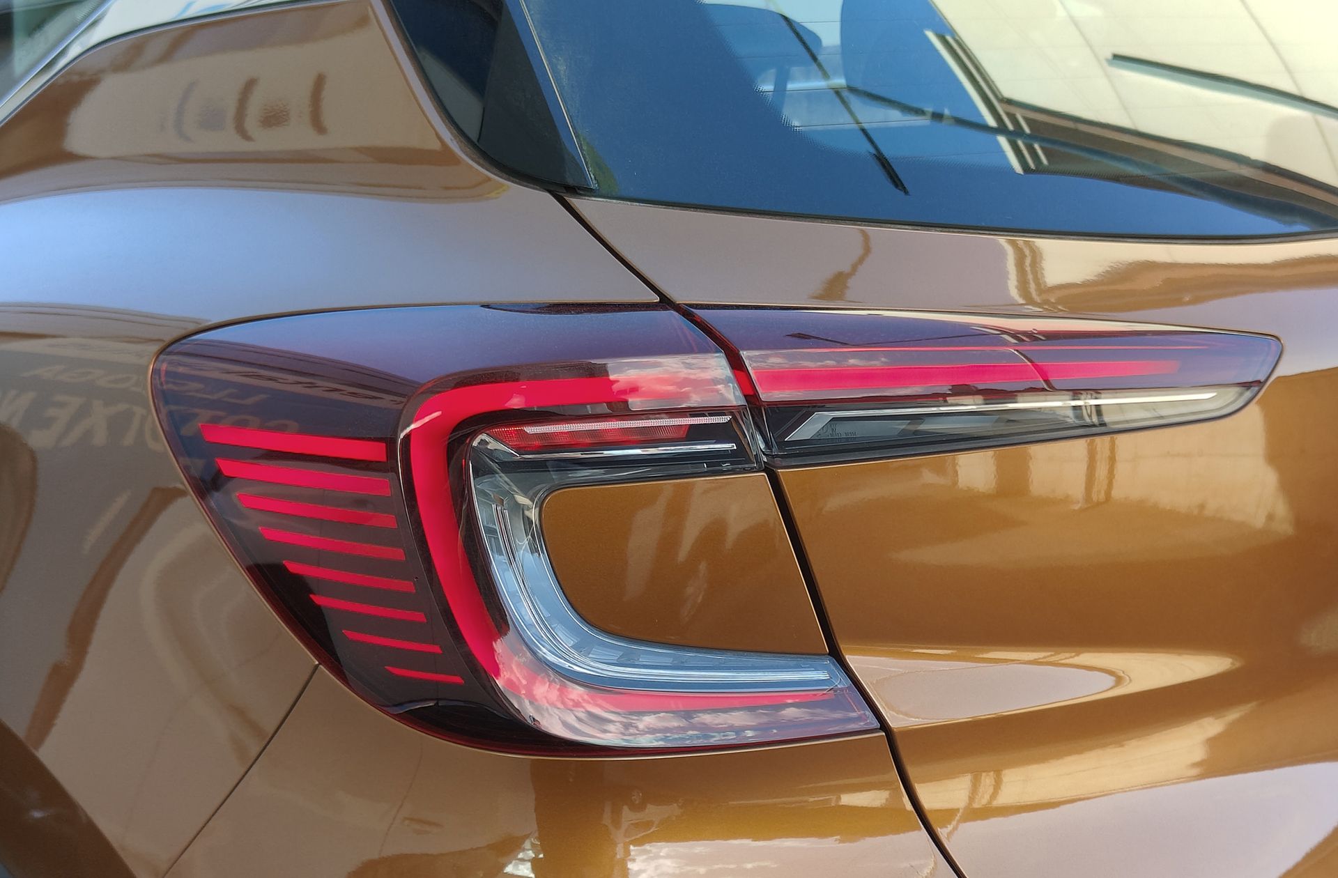 Renault Captur Zen TCe - foto 16